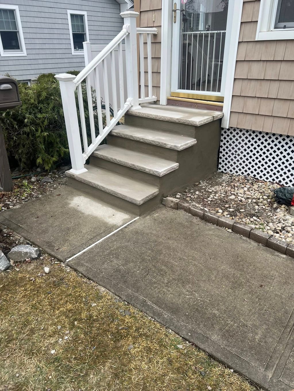 Front stoop rebuild